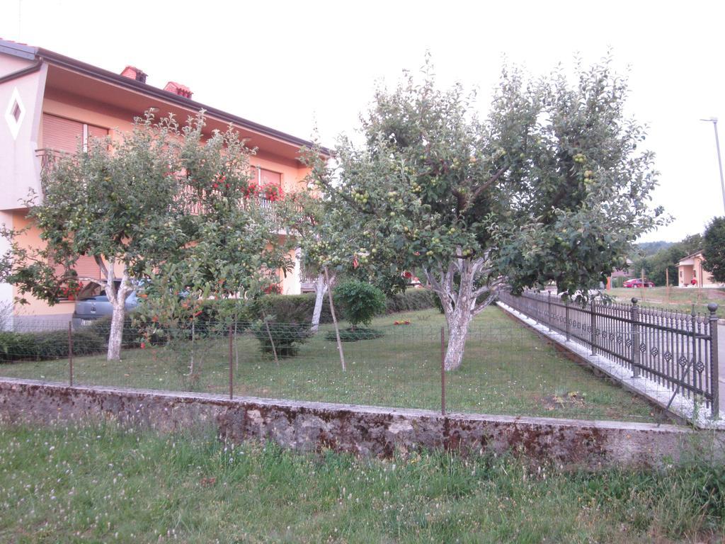Guest House Mrvcic Rupa Экстерьер фото