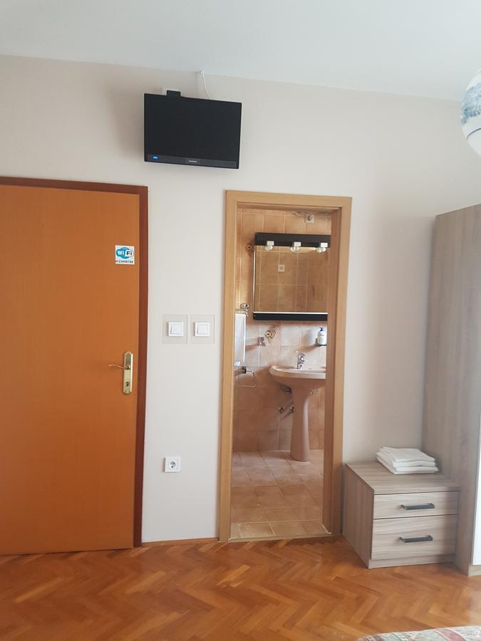 Guest House Mrvcic Rupa Экстерьер фото
